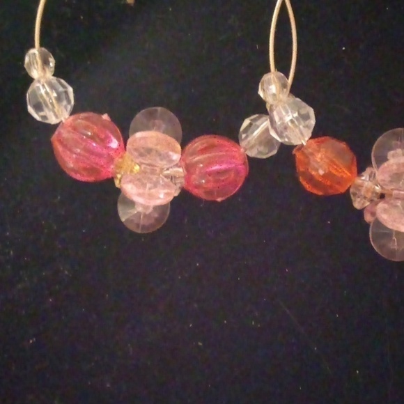 ❤️ Handmade Hoop Pink/Clear Star beaded Earrings - Picture 3 of 4
